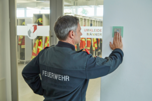 Zutritt mit einem Fingerstreich